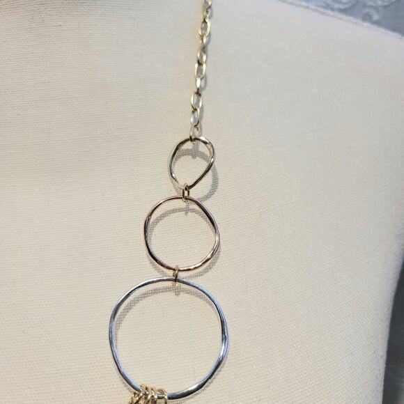 MULTI Tone Chain and Linked Circle Necklace - Picture 6 of 9